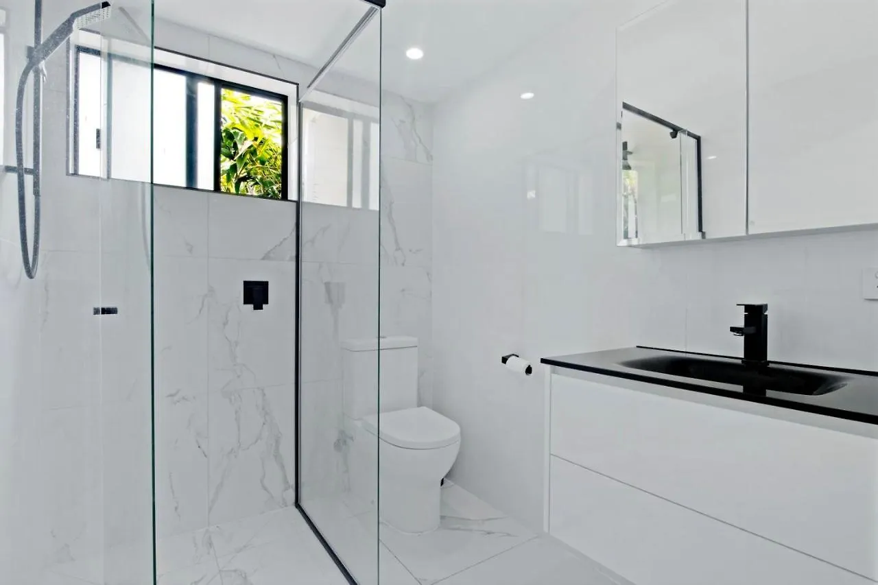 Tranquil Scape-Villa With Pool By Gold Coast Premium 0*,  Austrálie